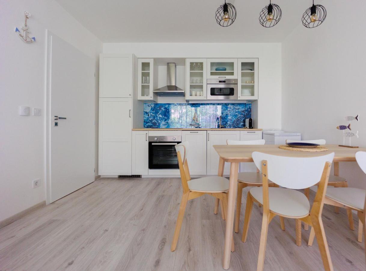 White&Blue Apartman Siofok Exterior photo